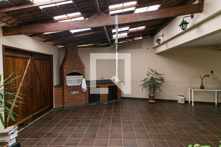 Casa à venda com 172m², 3 quartos e 5 vagasGaragem