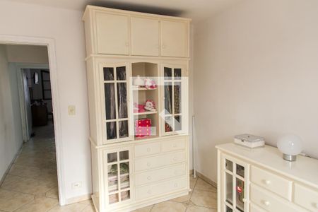 Casa à venda com 172m², 3 quartos e 5 vagasQuarto 2