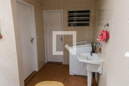 Casa à venda com 172m², 3 quartos e 5 vagasÁrea de Serviço