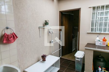 Casa à venda com 172m², 3 quartos e 5 vagasÁrea de Serviço