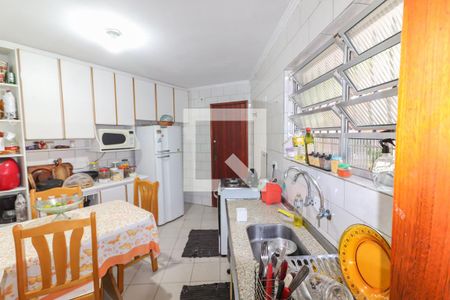 Casa à venda com 69m², 2 quartos e 2 vagasCozinha