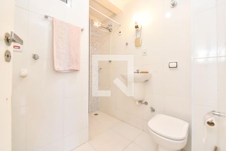 Banheiro de kitnet/studio à venda com 1 quarto, 32m² em Santa Ifigênia, São Paulo