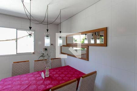 Casa à venda com 525m², 6 quartos e 5 vagas Casa à venda com 525m², 6 quartos e 5 vagasSala de Jantar