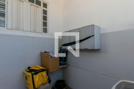 Casa à venda com 525m², 6 quartos e 5 vagas Casa à venda com 525m², 6 quartos e 5 vagasLavanderia - Casa 2