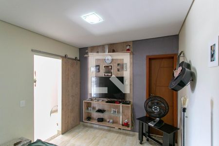 Casa à venda com 525m², 6 quartos e 5 vagas Casa à venda com 525m², 6 quartos e 5 vagasQuarto 1