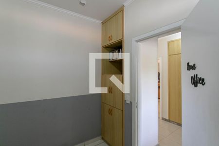 Casa à venda com 525m², 6 quartos e 5 vagas Casa à venda com 525m², 6 quartos e 5 vagasQuarto 3 - Casa 2