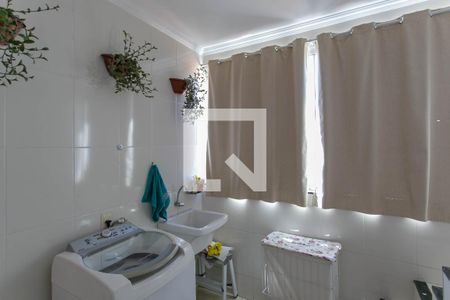 Casa à venda com 525m², 6 quartos e 5 vagas Casa à venda com 525m², 6 quartos e 5 vagasCozinha