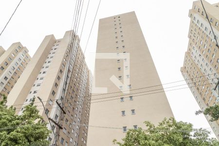 Apartamento para alugar com 32m², 1 quarto e sem vaga Apartamento para alugar com 32m², 1 quarto e sem vagaFachada