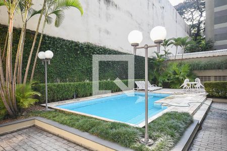 Apartamento à venda com 209m², 4 quartos e 3 vagas Apartamento à venda com 209m², 4 quartos e 3 vagasPiscina