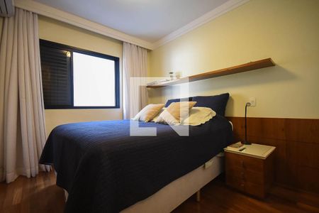 Apartamento à venda com 209m², 4 quartos e 3 vagas Apartamento à venda com 209m², 4 quartos e 3 vagasSuíte 1