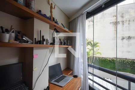 Apartamento à venda com 209m², 4 quartos e 3 vagas Apartamento à venda com 209m², 4 quartos e 3 vagasVaranda da suíte 2