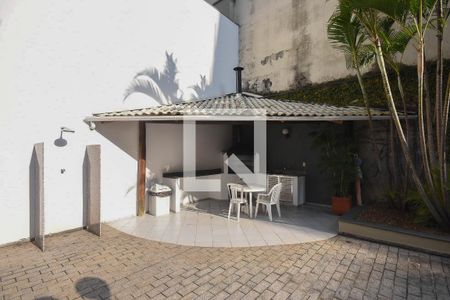 Apartamento à venda com 209m², 4 quartos e 3 vagas Apartamento à venda com 209m², 4 quartos e 3 vagasChurrasqueira