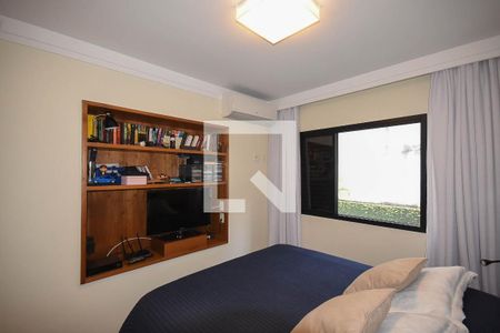 Apartamento à venda com 209m², 4 quartos e 3 vagas Apartamento à venda com 209m², 4 quartos e 3 vagasSuíte 1