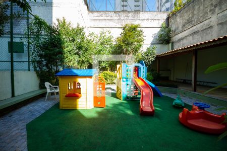 Apartamento à venda com 70m², 2 quartos e 1 vagaÁrea Comum - Playground