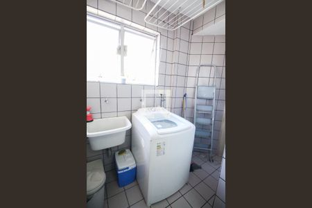 Apartamento para alugar com 65m², 2 quartos e 1 vagaArea de serviço