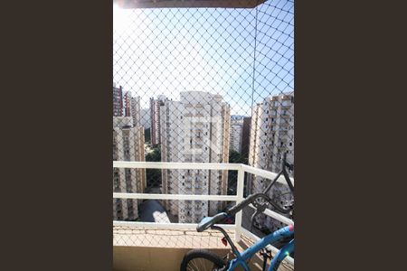 Apartamento para alugar com 65m², 2 quartos e 1 vagaSacada Quarto 2