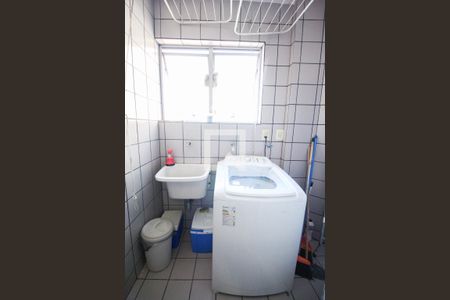 Apartamento para alugar com 65m², 2 quartos e 1 vagaArea de serviço