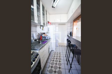 Apartamento para alugar com 65m², 2 quartos e 1 vagaCozinha