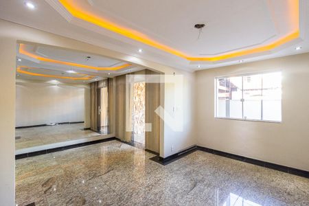 Sala de casa para alugar com 3 quartos, 160m² em Campo Grande, Rio de Janeiro