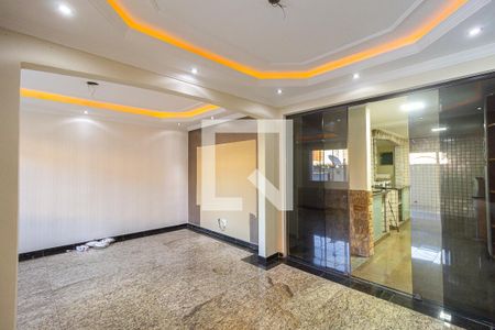 Sala de casa para alugar com 3 quartos, 160m² em Campo Grande, Rio de Janeiro