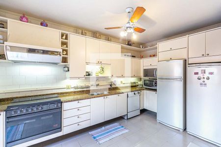 Cozinha de casa à venda com 5 quartos, 408m² em São José, Porto Alegre