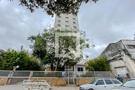 Apartamento para alugar com 70m², 2 quartos e 1 vagaFachada