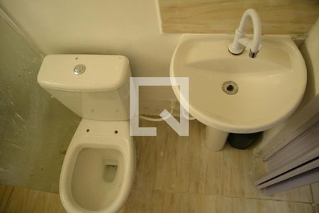 Banheiro de casa para alugar com 1 quarto, 45m² em Jardim Leonor, Cotia