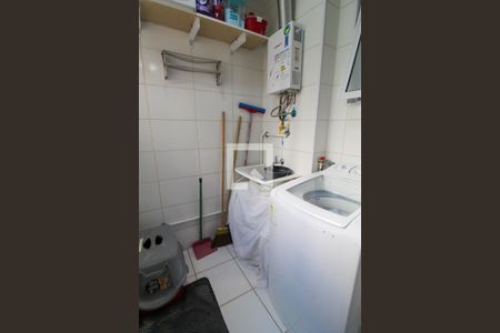 Apartamento à venda com 43m², 2 quartos e sem vaga Apartamento à venda com 43m², 2 quartos e sem vagaÁrea de Serviço