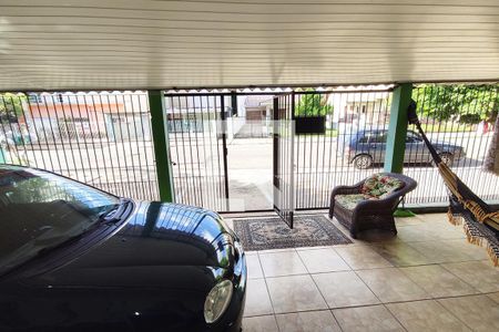 Casa à venda com 120m², 2 quartos e 2 vagas Casa à venda com 120m², 2 quartos e 2 vagasGaragem e Varanda