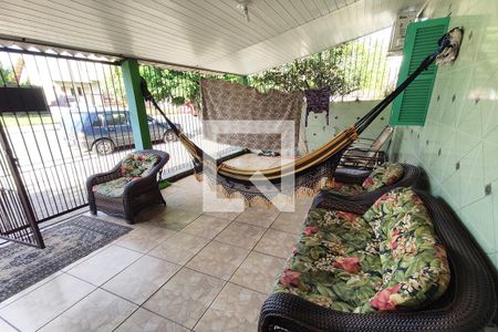 Casa à venda com 120m², 2 quartos e 2 vagas Casa à venda com 120m², 2 quartos e 2 vagasGaragem e Varanda