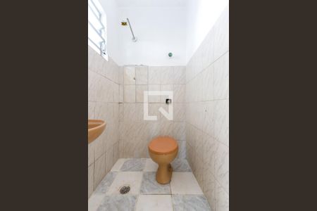 Banheiro de casa para alugar com 1 quarto, 42m² em Jardim Brasil (zona Norte), São Paulo