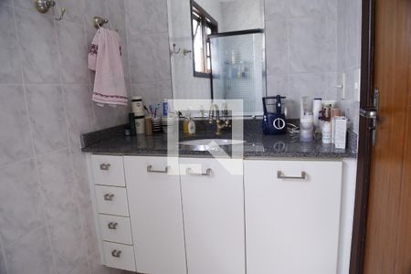 Casa à venda com 154m², 3 quartos e 4 vagasBanheiro da Suíte