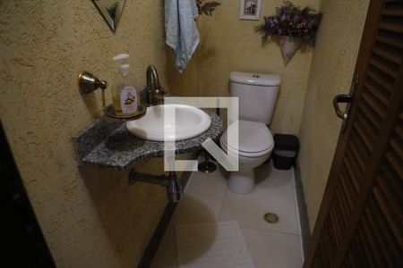 Casa à venda com 154m², 3 quartos e 4 vagasLavabo