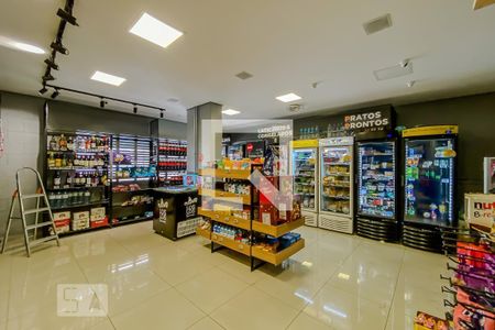 Apartamento para alugar com 40m², 1 quarto e 1 vaga Apartamento para alugar com 40m², 1 quarto e 1 vagaMercado