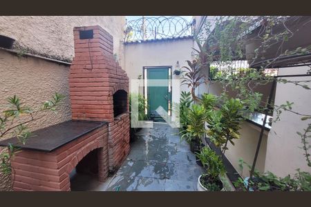 Apartamento à venda com 65m², 2 quartos e 1 vagaÁrea comum - Churrasqueira