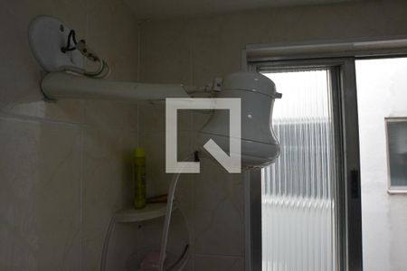 Apartamento à venda com 65m², 2 quartos e 1 vagaBanheiro social