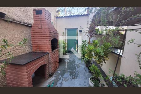 Apartamento à venda com 65m², 2 quartos e 1 vagaÁrea comum - Churrasqueira