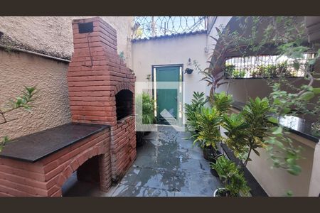 Apartamento à venda com 65m², 2 quartos e 1 vagaÁrea comum - Churrasqueira