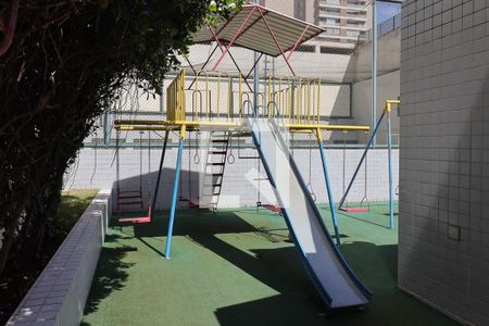 Apartamento para alugar com 147m², 4 quartos e 2 vagasPlayground