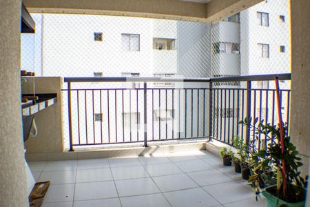 Apartamento à venda com 67m², 2 quartos e 1 vagaVaranda