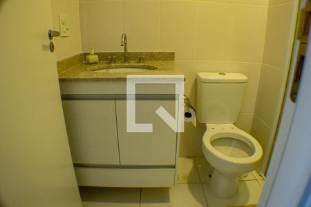 Apartamento à venda com 67m², 2 quartos e 1 vagaBanheiro da Suíte