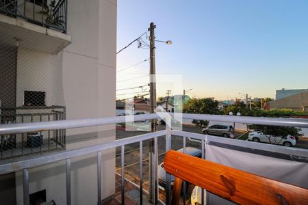 Sacada de apartamento à venda com 3 quartos, 63m² em Igara, Canoas