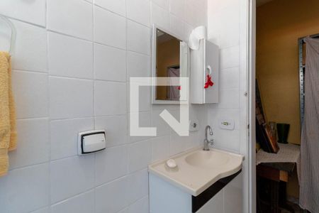 Casa à venda com 180m², 3 quartos e 2 vagas Casa à venda com 180m², 3 quartos e 2 vagasBanheiro - Casa 2