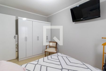 Casa à venda com 180m², 3 quartos e 2 vagas Casa à venda com 180m², 3 quartos e 2 vagasQuarto 2