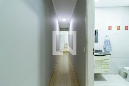 Casa à venda com 180m², 3 quartos e 2 vagas Casa à venda com 180m², 3 quartos e 2 vagasCorredor dos Quartos