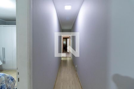 Casa à venda com 180m², 3 quartos e 2 vagas Casa à venda com 180m², 3 quartos e 2 vagasCorredor dos Quartos