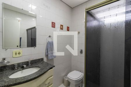 Casa à venda com 180m², 3 quartos e 2 vagas Casa à venda com 180m², 3 quartos e 2 vagasBanheiro