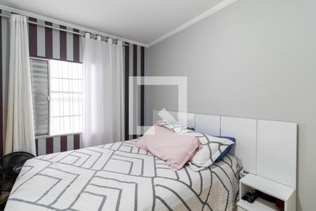 Casa à venda com 180m², 3 quartos e 2 vagas Casa à venda com 180m², 3 quartos e 2 vagasQuarto 2