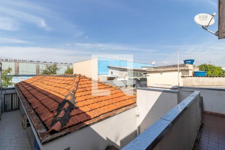 Casa à venda com 180m², 3 quartos e 2 vagas Casa à venda com 180m², 3 quartos e 2 vagasVaranda do Quarto