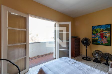 Casa à venda com 180m², 3 quartos e 2 vagas Casa à venda com 180m², 3 quartos e 2 vagasQuarto - Casa 2